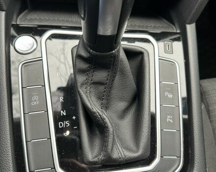 Синий Фольксваген Пассат Вариант, объемом двигателя 2 л и пробегом 213 тыс. км за 21000 $, фото 5 на Automoto.ua