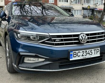 Синий Фольксваген Пассат Вариант, объемом двигателя 2 л и пробегом 213 тыс. км за 21000 $, фото 1 на Automoto.ua