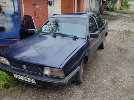 Фольксваген Пассат Варіант 1984 у Хмельницькому на Automoto.ua Синій Фольксваген Пассат Варіант, об'ємом двигуна 1.6 л та пробігом 360 тис. км за 500 $, фото 1 на Automoto.ua