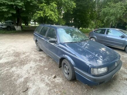 Фольксваген Пассат Вариант 1990 в Умани на Automoto.ua Синий Фольксваген Пассат Вариант, объемом двигателя 2 л и пробегом 380 тыс. км за 1350 $, фото 1 на Automoto.ua