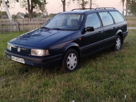Фольксваген Пассат Вариант 1991 в Ратно на Automoto.ua Синий Фольксваген Пассат Вариант, объемом двигателя 0 л и пробегом 400 тыс. км за 1250 $, фото 1 на Automoto.ua