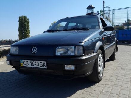 Фольксваген Пассат Варіант 1992 у Черкасах на Automoto.ua Синій Фольксваген Пассат Варіант, об'ємом двигуна 1.8 л та пробігом 392 тис. км за 1750 $, фото 1 на Automoto.ua