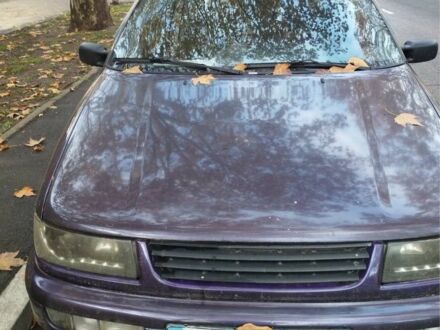 Синий Фольксваген Пассат Вариант, объемом двигателя 1.8 л и пробегом 350 тыс. км за 1500 $, фото 1 на Automoto.ua