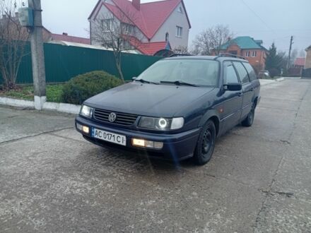 Синий Фольксваген Пассат Вариант, объемом двигателя 1.9 л и пробегом 280 тыс. км за 2300 $, фото 1 на Automoto.ua