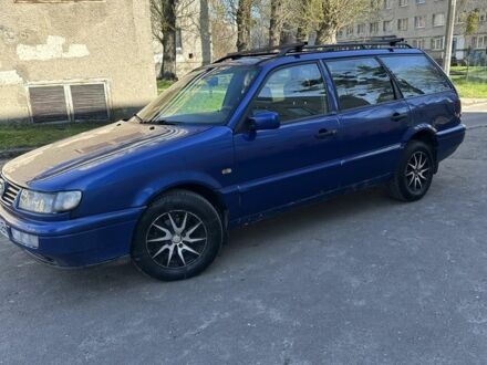 Фольксваген Пассат Варіант 1996 у Львові на Automoto.ua Синій Фольксваген Пассат Варіант, об'ємом двигуна 1.9 л та пробігом 289 тис. км за 1999 $, фото 1 на Automoto.ua