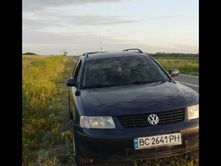 Синій Фольксваген Пассат Варіант, об'ємом двигуна 1.8 л та пробігом 205 тис. км за 1600 $, фото 1 на Automoto.ua