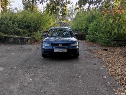 Синій Фольксваген Пассат Варіант, об'ємом двигуна 1.9 л та пробігом 230 тис. км за 2100 $, фото 1 на Automoto.ua