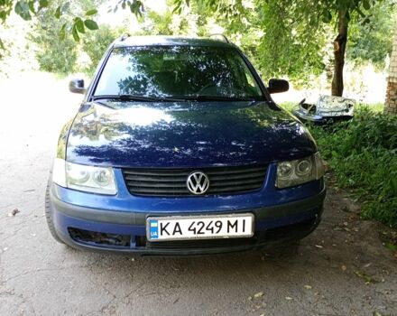 Синій Фольксваген Пассат Варіант, об'ємом двигуна 1.9 л та пробігом 376 тис. км за 3272 $, фото 1 на Automoto.ua