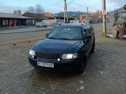 Синій Фольксваген Пассат Варіант, об'ємом двигуна 2.3 л та пробігом 360 тис. км за 2800 $, фото 1 на Automoto.ua