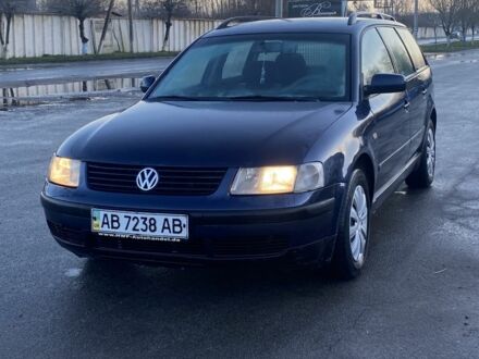 Синий Фольксваген Пассат Вариант, объемом двигателя 1.8 л и пробегом 345 тыс. км за 3150 $, фото 1 на Automoto.ua