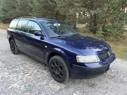 Синий Фольксваген Пассат Вариант, объемом двигателя 1.9 л и пробегом 285 тыс. км за 3950 $, фото 1 на Automoto.ua