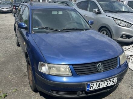 Фольксваген Пассат Вариант 2000 в Львове на Automoto.ua Синий Фольксваген Пассат Вариант, объемом двигателя 1.9 л и пробегом 320 тыс. км за 1500 $, фото 1 на Automoto.ua