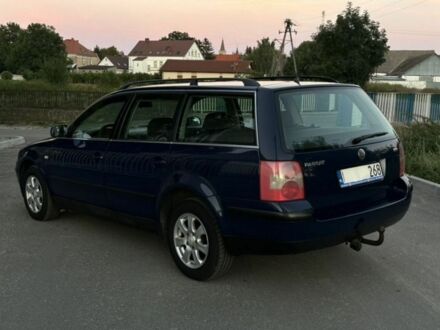 Синий Фольксваген Пассат Вариант, объемом двигателя 1.9 л и пробегом 244 тыс. км за 1400 $, фото 1 на Automoto.ua