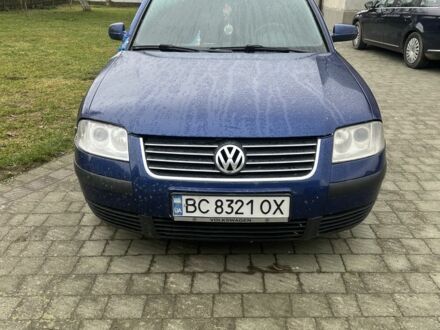 Синій Фольксваген Пассат Варіант, об'ємом двигуна 1.9 л та пробігом 300 тис. км за 2137 $, фото 1 на Automoto.ua