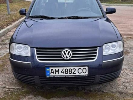 Синий Фольксваген Пассат Вариант, объемом двигателя 1.6 л и пробегом 270 тыс. км за 4100 $, фото 1 на Automoto.ua