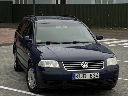 Синий Фольксваген Пассат Вариант, объемом двигателя 1.9 л и пробегом 300 тыс. км за 2500 $, фото 1 на Automoto.ua