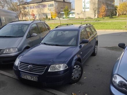 Синий Фольксваген Пассат Вариант, объемом двигателя 0 л и пробегом 310 тыс. км за 2499 $, фото 1 на Automoto.ua