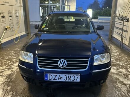 Синий Фольксваген Пассат Вариант, объемом двигателя 2 л и пробегом 300 тыс. км за 1700 $, фото 1 на Automoto.ua