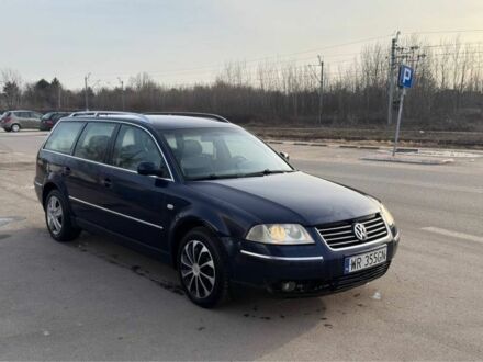 Синий Фольксваген Пассат Вариант, объемом двигателя 1.9 л и пробегом 287 тыс. км за 1700 $, фото 1 на Automoto.ua