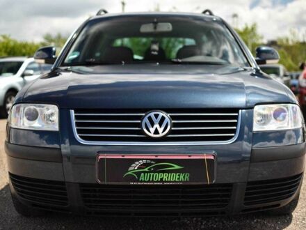 Фольксваген Пассат Вариант 2004 в Кривом Роге на Automoto.ua Синий Фольксваген Пассат Вариант, объемом двигателя 1.6 л и пробегом 240 тыс. км за 5850 $, фото 1 на Automoto.ua