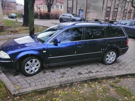 Синій Фольксваген Пассат Варіант, об'ємом двигуна 2 л та пробігом 316 тис. км за 3400 $, фото 1 на Automoto.ua