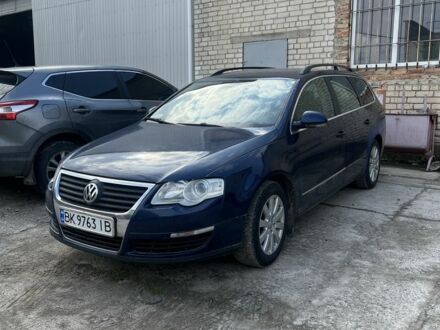Синій Фольксваген Пассат Варіант, об'ємом двигуна 2 л та пробігом 320 тис. км за 3900 $, фото 1 на Automoto.ua