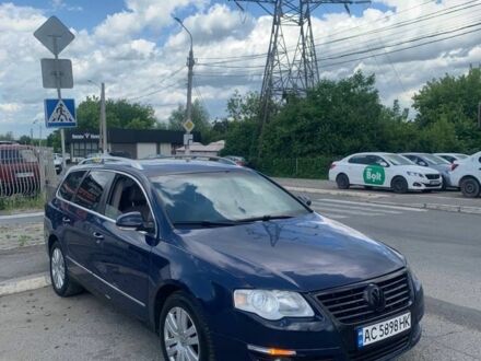 Синій Фольксваген Пассат Варіант, об'ємом двигуна 2 л та пробігом 350 тис. км за 3999 $, фото 1 на Automoto.ua