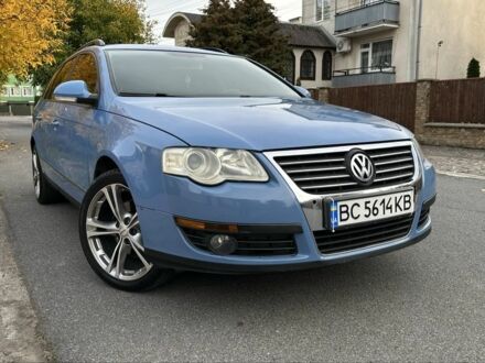 Синий Фольксваген Пассат Вариант, объемом двигателя 2 л и пробегом 377 тыс. км за 4800 $, фото 1 на Automoto.ua