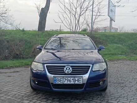 Синий Фольксваген Пассат Вариант, объемом двигателя 2 л и пробегом 425 тыс. км за 7000 $, фото 1 на Automoto.ua