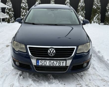 Синий Фольксваген Пассат Вариант, объемом двигателя 2 л и пробегом 300 тыс. км за 2850 $, фото 1 на Automoto.ua