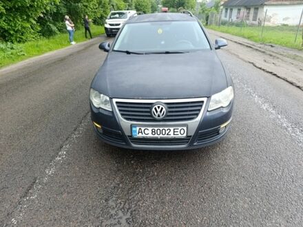 Синий Фольксваген Пассат Вариант, объемом двигателя 2 л и пробегом 400 тыс. км за 3500 $, фото 1 на Automoto.ua