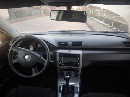 Синій Фольксваген Пассат Варіант, об'ємом двигуна 0 л та пробігом 480 тис. км за 2501 $, фото 1 на Automoto.ua