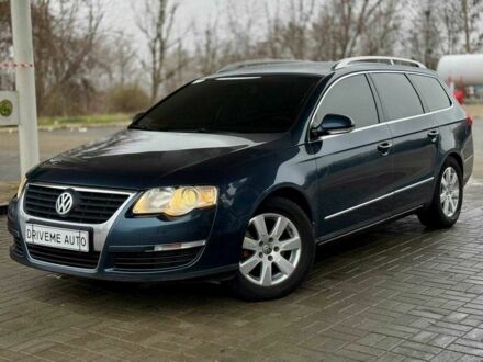 Синий Фольксваген Пассат Вариант, объемом двигателя 2 л и пробегом 234 тыс. км за 5499 $, фото 1 на Automoto.ua