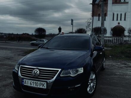 Синій Фольксваген Пассат Варіант, об'ємом двигуна 2 л та пробігом 272 тис. км за 6499 $, фото 1 на Automoto.ua