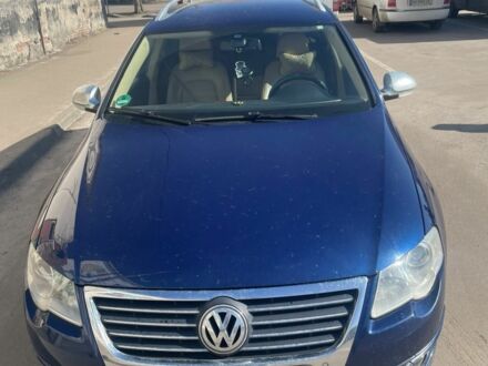 Синій Фольксваген Пассат Варіант, об'ємом двигуна 2 л та пробігом 300 тис. км за 3800 $, фото 1 на Automoto.ua