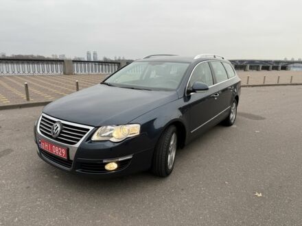 Синій Фольксваген Пассат Варіант, об'ємом двигуна 2 л та пробігом 204 тис. км за 7600 $, фото 1 на Automoto.ua