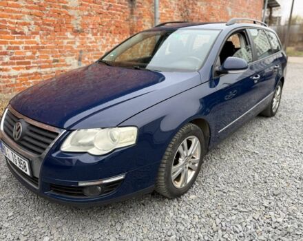 Синий Фольксваген Пассат Вариант, объемом двигателя 2 л и пробегом 309 тыс. км за 4950 $, фото 1 на Automoto.ua