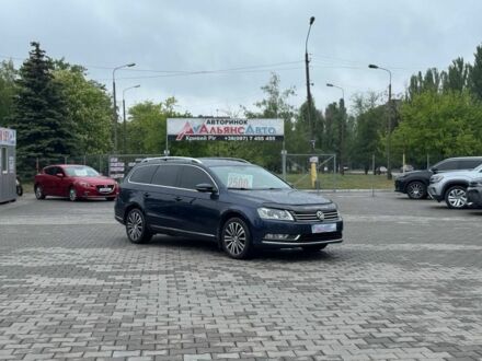 Фольксваген Пассат Вариант 2011 в Кривом Роге на Automoto.ua Синий Фольксваген Пассат Вариант, объемом двигателя 2 л и пробегом 254 тыс. км за 10900 $, фото 1 на Automoto.ua