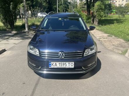 Синій Фольксваген Пассат Варіант, об'ємом двигуна 2 л та пробігом 212 тис. км за 11300 $, фото 1 на Automoto.ua