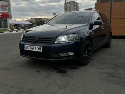Фольксваген Пассат Вариант 2012 в Стрые на Automoto.ua Синий Фольксваген Пассат Вариант, объемом двигателя 1.4 л и пробегом 201 тыс. км за 680 $, фото 1 на Automoto.ua