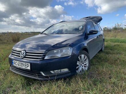 Синий Фольксваген Пассат Вариант, объемом двигателя 2 л и пробегом 320 тыс. км за 10200 $, фото 1 на Automoto.ua