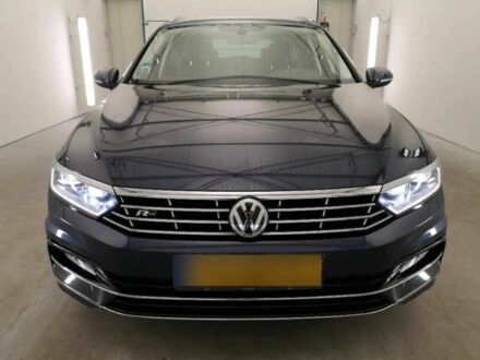 Синій Фольксваген Пассат Варіант, об'ємом двигуна 1.6 л та пробігом 222 тис. км за 15500 $, фото 1 на Automoto.ua