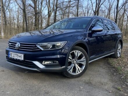 Синий Фольксваген Пассат Вариант, объемом двигателя 2 л и пробегом 220 тыс. км за 18000 $, фото 1 на Automoto.ua