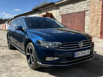 Фольксваген Пассат Варіант 2021 у Шепетовке на Automoto.ua Синій Фольксваген Пассат Варіант, об'ємом двигуна 2 л та пробігом 239 тис. км за 20500 $, фото 1 на Automoto.ua