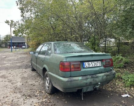 Зеленый Фольксваген Пассат Вариант, объемом двигателя 0 л и пробегом 250 тыс. км за 600 $, фото 2 на Automoto.ua