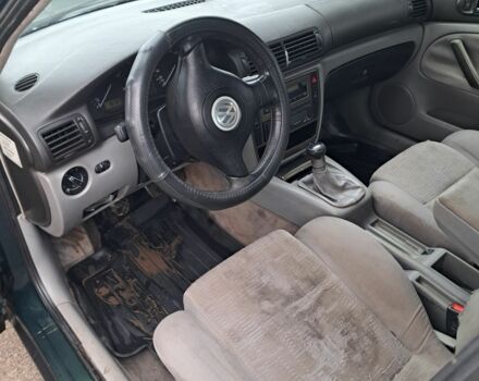 Зелений Фольксваген Пассат Варіант, об'ємом двигуна 0 л та пробігом 500 тис. км за 1650 $, фото 10 на Automoto.ua