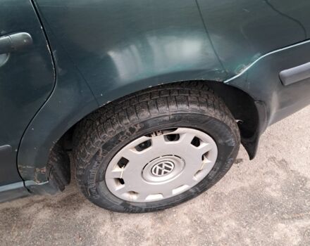 Зелений Фольксваген Пассат Варіант, об'ємом двигуна 0 л та пробігом 500 тис. км за 1650 $, фото 5 на Automoto.ua