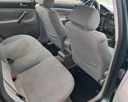 Зелений Фольксваген Пассат Варіант, об'ємом двигуна 0 л та пробігом 500 тис. км за 1650 $, фото 12 на Automoto.ua