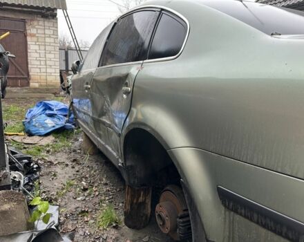 Зеленый Фольксваген Пассат Вариант, объемом двигателя 1.9 л и пробегом 320 тыс. км за 500 $, фото 11 на Automoto.ua