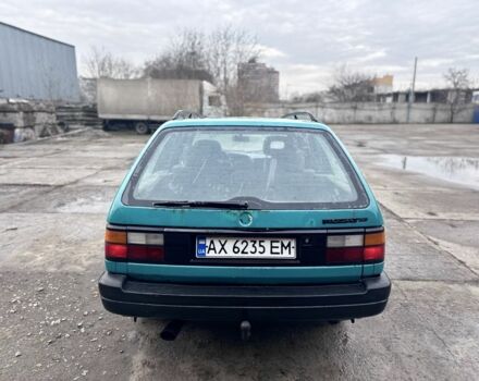 Зеленый Фольксваген Пассат Вариант, объемом двигателя 1.8 л и пробегом 300 тыс. км за 1350 $, фото 9 на Automoto.ua